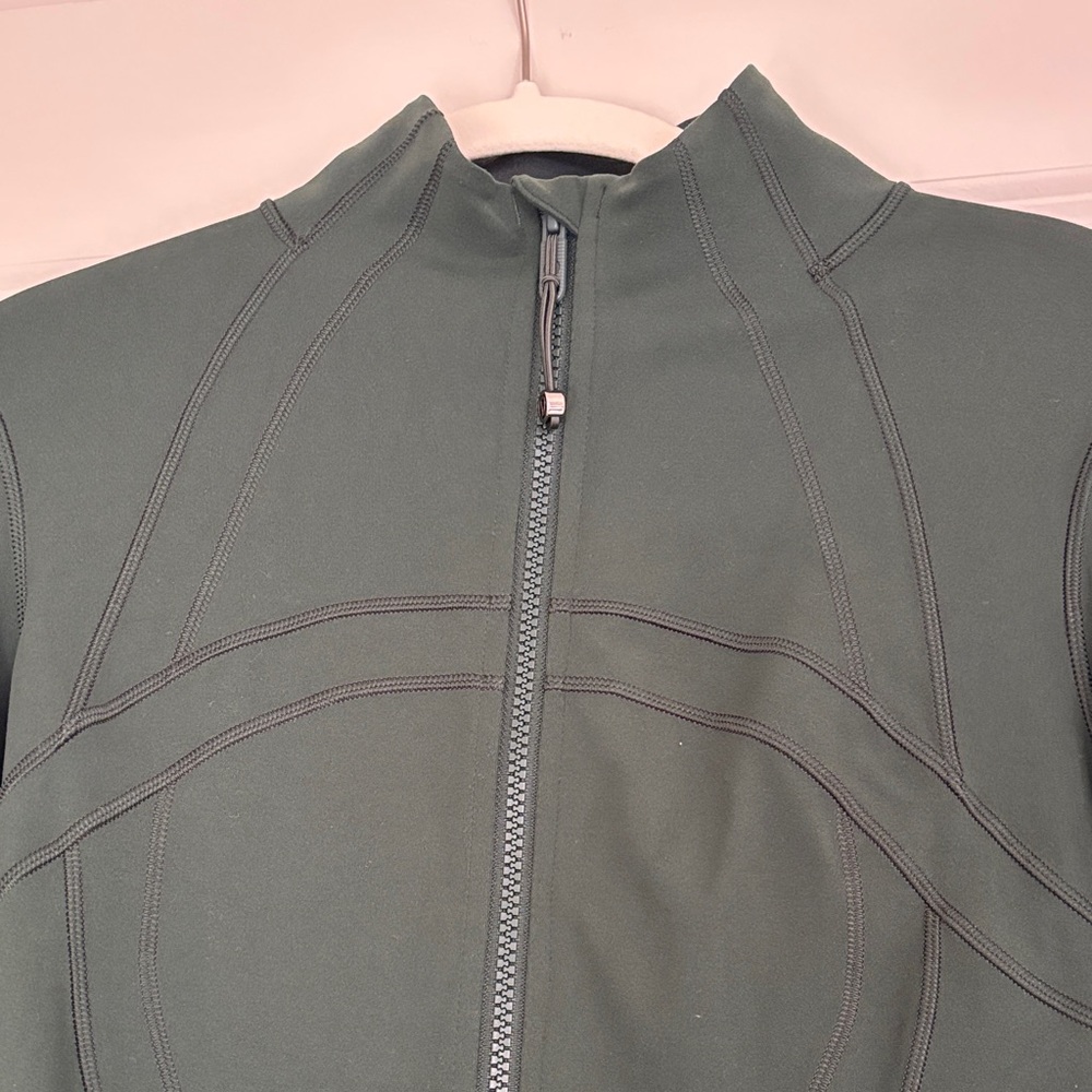 Define jacket - image 2